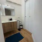 Adriano 招待所
